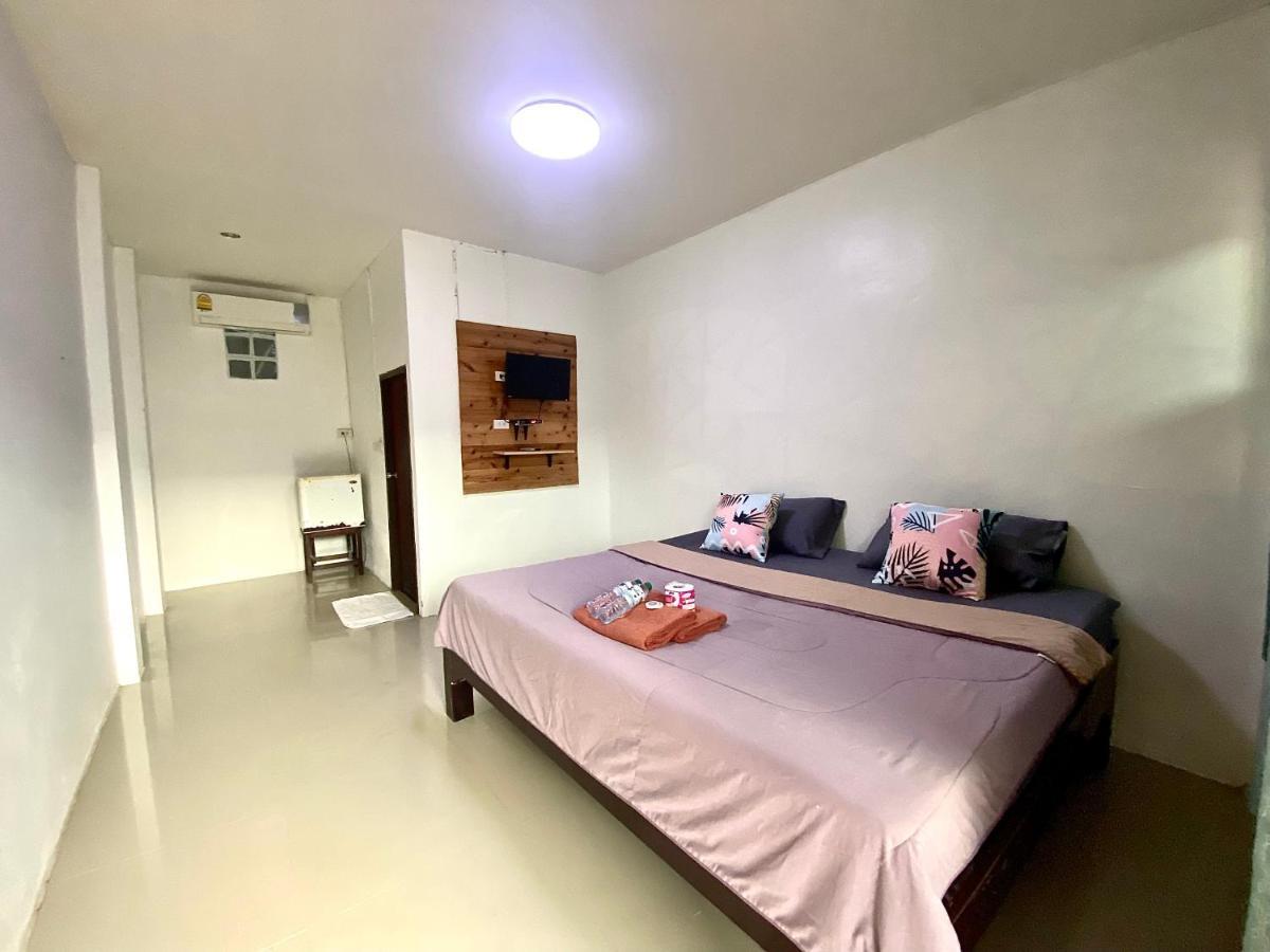 Готель The Time Samed House Koh Samet Екстер'єр фото